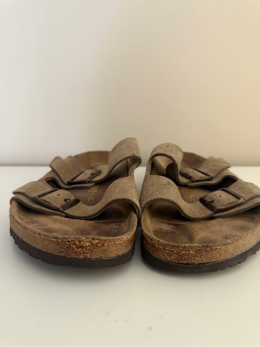 Birkenstock men’s 11 brown leather dual strap molded footbed slip on flat sandal - Picture 2 of 10